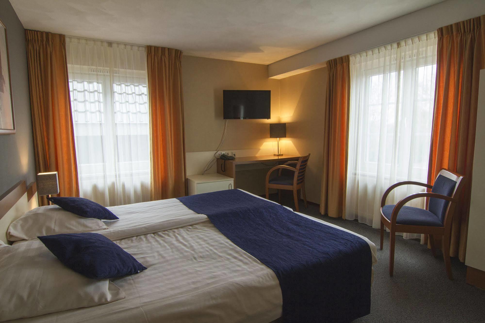 Hotel Boer Goossens 덴던겐 외부 사진