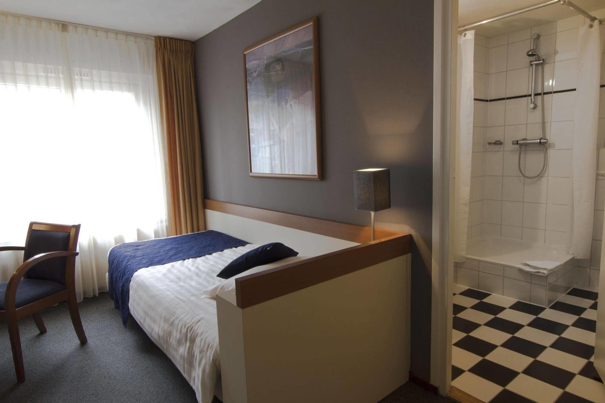 Hotel Boer Goossens 덴던겐 외부 사진